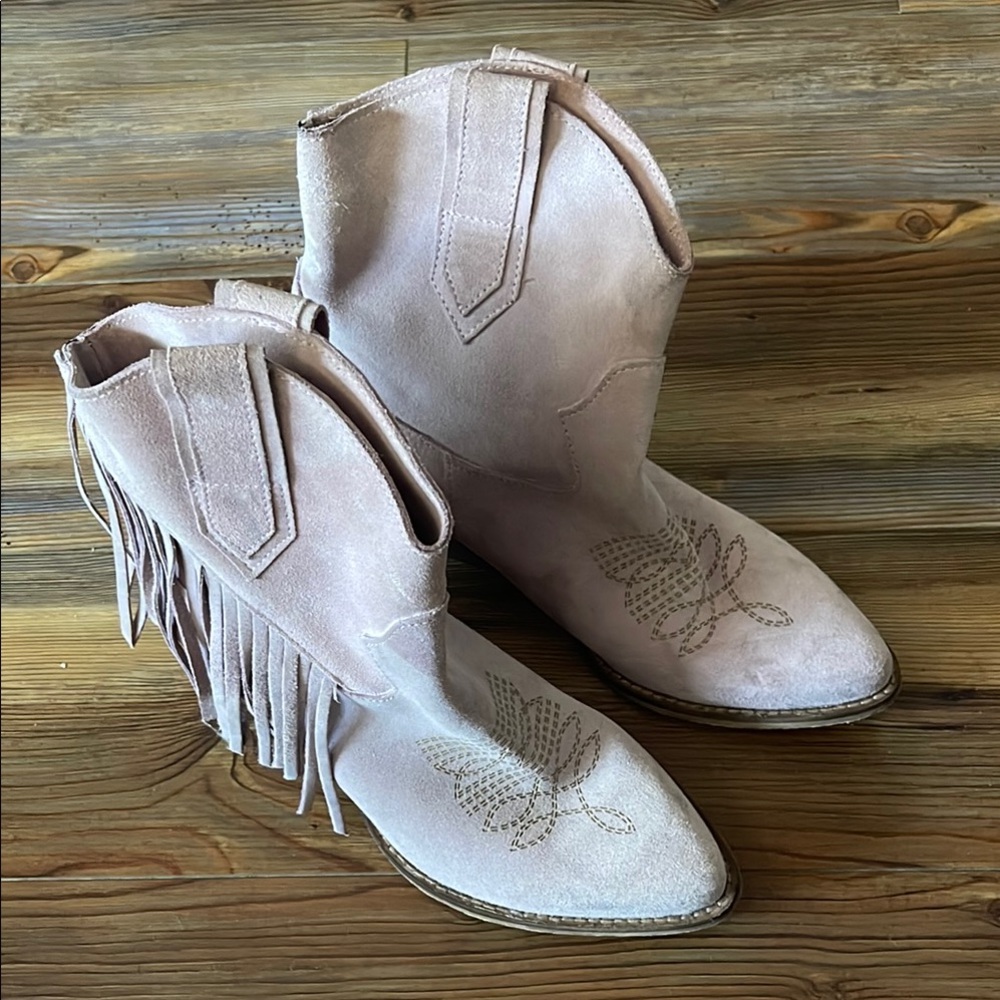 Kali Shoes 38 Pink Suede Fringe Western Boots Rodeo Country Festival Booties